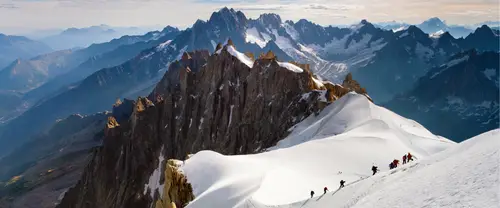 3840x1600 Ultrawide Wallpaper - 雪山登山队伍超宽屏壁纸