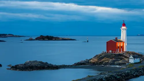 3840x2160 Desktop Wallpaper - 费斯加德灯塔黄昏海景4K电脑壁纸