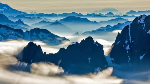 5371x3021 Desktop Wallpaper - 北喀斯喀特国家公园层叠雪山云海4K电脑壁纸