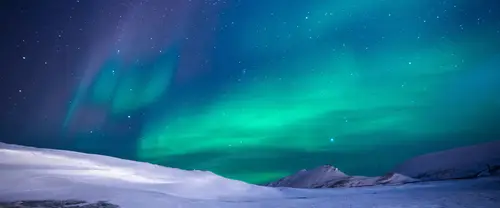 3840x1600 Ultrawide Wallpaper - 极光雪山夜景超宽屏壁纸