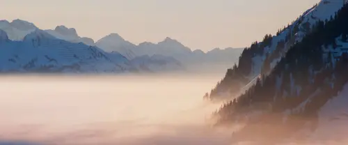 3840x1600 Ultrawide Wallpaper - 雪山云海日落超宽屏壁纸