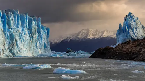 6768x3807 Desktop Wallpaper - 莫雷诺冰川冰墙峡湾4K电脑壁纸