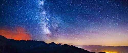 3840x1600 Ultrawide Wallpaper - 群山星空与璀璨银河超宽屏壁纸